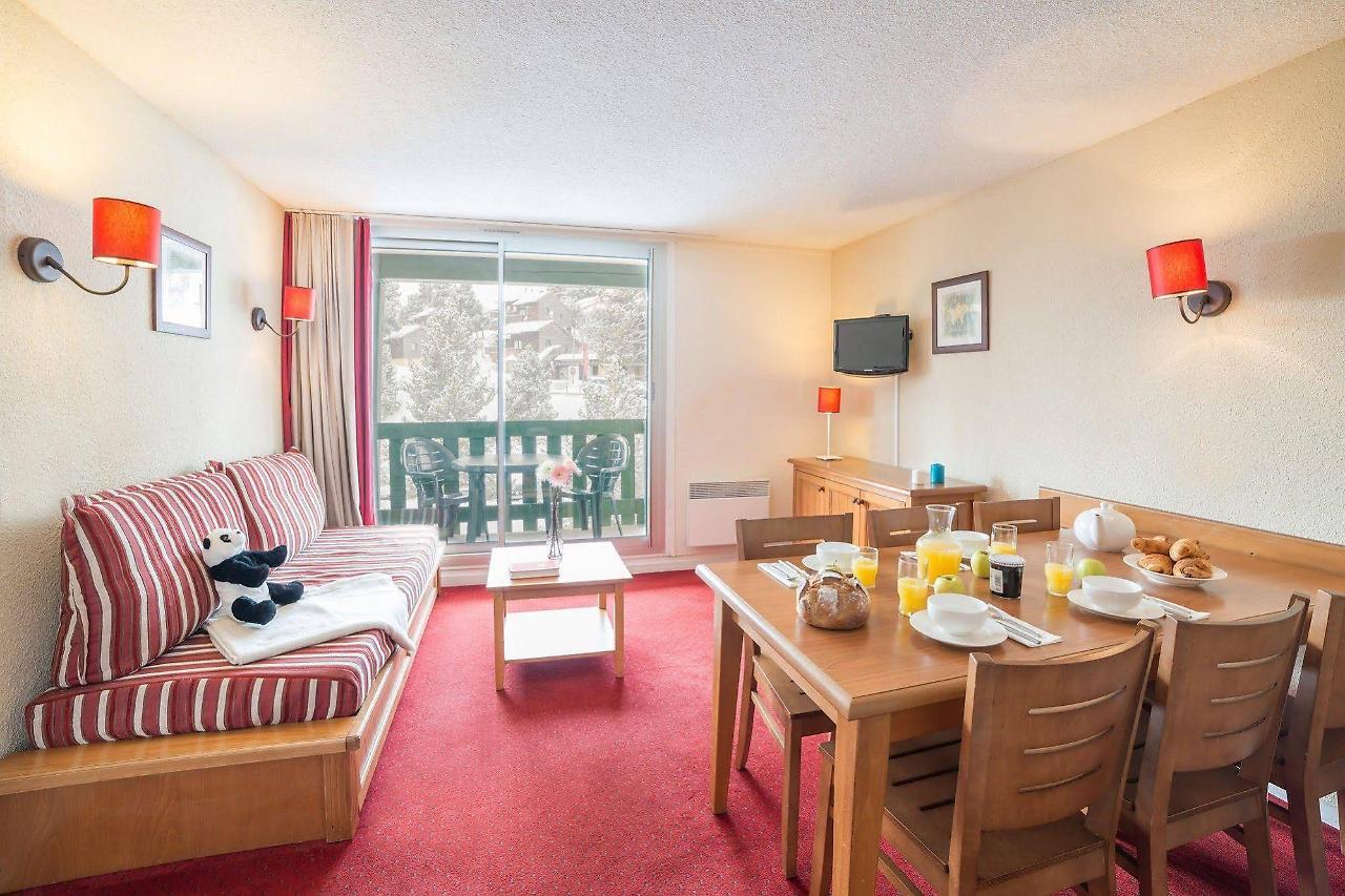 מונט-לואי Residence Pierre & Vacances Pyrenees 2000 Le Sequoia מראה חיצוני תמונה